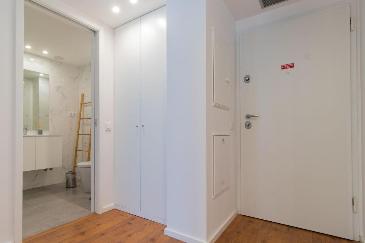 Stunning Apartment W/ Free Parking By Lovelystay Porto Exteriér fotografie